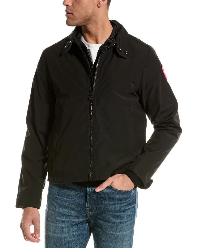 Men jackets with a hidden interior pocket for secure storage Men coats with multiple inner pockets for convenient storage of essentials Canada Goose Rosedale Jacket Men jackets with a hidden interior pocket for secure storage Men coats with multiple inner pockets for convenient storage of essentials Canada Goose Rosedale Jacket