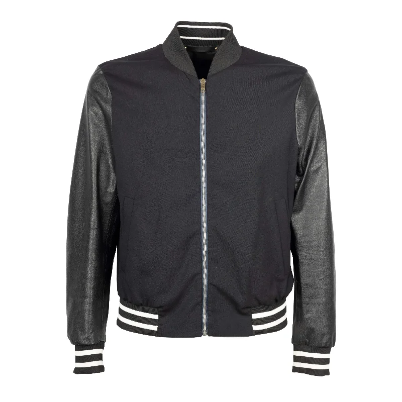 Men jackets with a media - friendly pocket for easy access to gadgets Men coats made from recycled materials for an eco - friendly choice Paul Smith Bomber Jacket - '00s Men jackets with a media - friendly pocket for easy access to gadgets Men coats made from recycled materials for an eco - friendly choice Paul Smith Bomber Jacket - '00s
