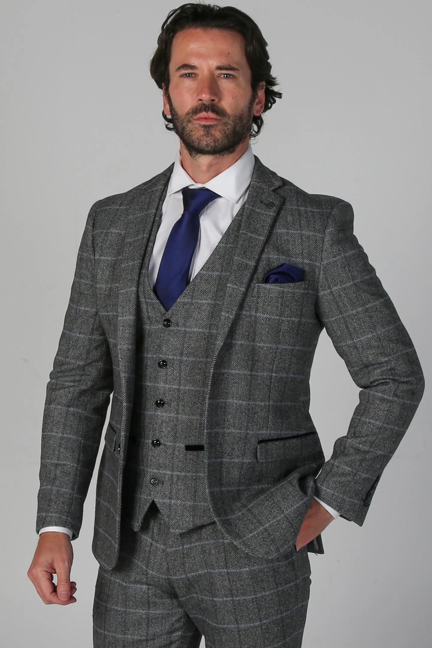 Checkered men jackets in a plaid pattern for a preppy appearance Men coats with a zip - out lining for easy cleaning and versatility Harris - Tweed Blazer Formal Office Wedding Sport Coat