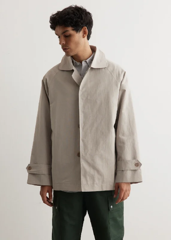 Men jackets with a hidden interior pocket for secure storage Men coats with multiple inner pockets for convenient storage of essentials Utile Top Coat