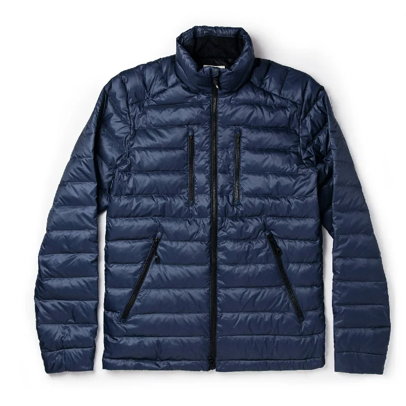 Hooded men jackets with a detachable faux - fur trim for added warmth Men coats with a quilted pattern for added texture and warmth The Taylor Stitch x Mission Workshop Farallon Jacket in Midnight Blue Hooded men jackets with a detachable faux - fur trim for added warmth Men coats with a quilted pattern for added texture and warmth The Taylor Stitch x Mission Workshop Farallon Jacket in Midnight Blue