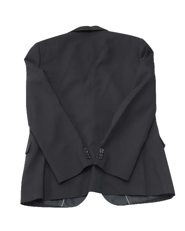 Down - filled men jackets in bright colors for winter fashion Waterproof men coats with taped seams for heavy rain and snow days Hugo Boss Tuxedo Jacket in Black Virgin Wool Down - filled men jackets in bright colors for winter fashion Waterproof men coats with taped seams for heavy rain and snow days Hugo Boss Tuxedo Jacket in Black Virgin Wool