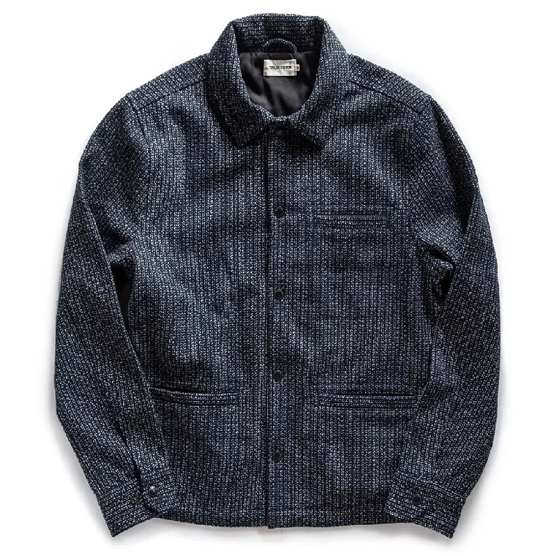 Hooded men jackets with a detachable faux - fur trim for added warmth Men coats with a quilted pattern for added texture and warmth The Decker Jacket in Navy Wool Beach Cloth Hooded men jackets with a detachable faux - fur trim for added warmth Men coats with a quilted pattern for added texture and warmth The Decker Jacket in Navy Wool Beach Cloth