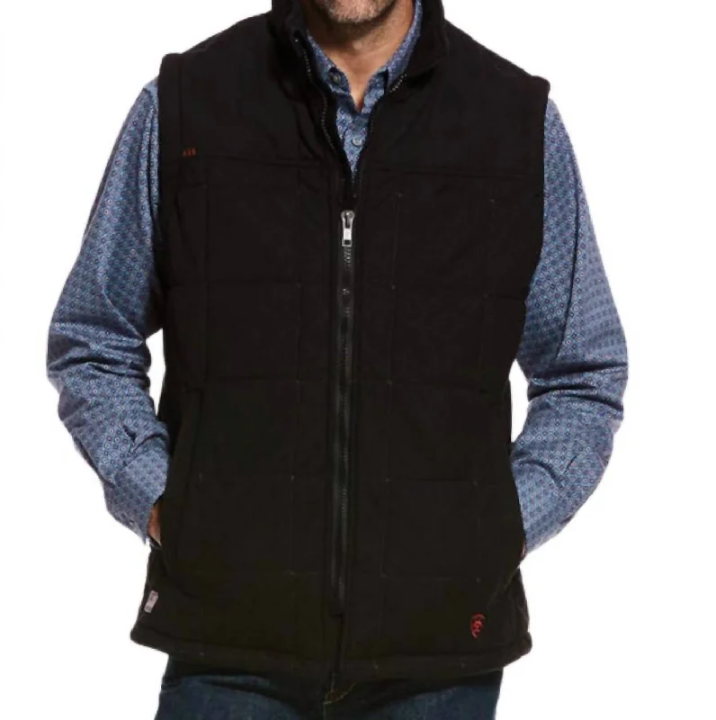 Lightweight men jackets made from recycled nylon for eco - friendly travel Men coats with a contrasting trim for a fashion - forward aesthetic Men's Crius Insulated Vest In Black Lightweight men jackets made from recycled nylon for eco - friendly travel Men coats with a contrasting trim for a fashion - forward aesthetic Men's Crius Insulated Vest In Black