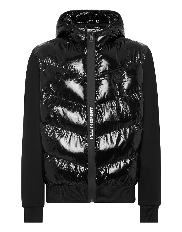 Performance - driven men jackets with breathable fabric for sports Men coats with a stand - up collar for a sleek and modern look Nylon Padded Jacket Performance - driven men jackets with breathable fabric for sports Men coats with a stand - up collar for a sleek and modern look Nylon Padded Jacket