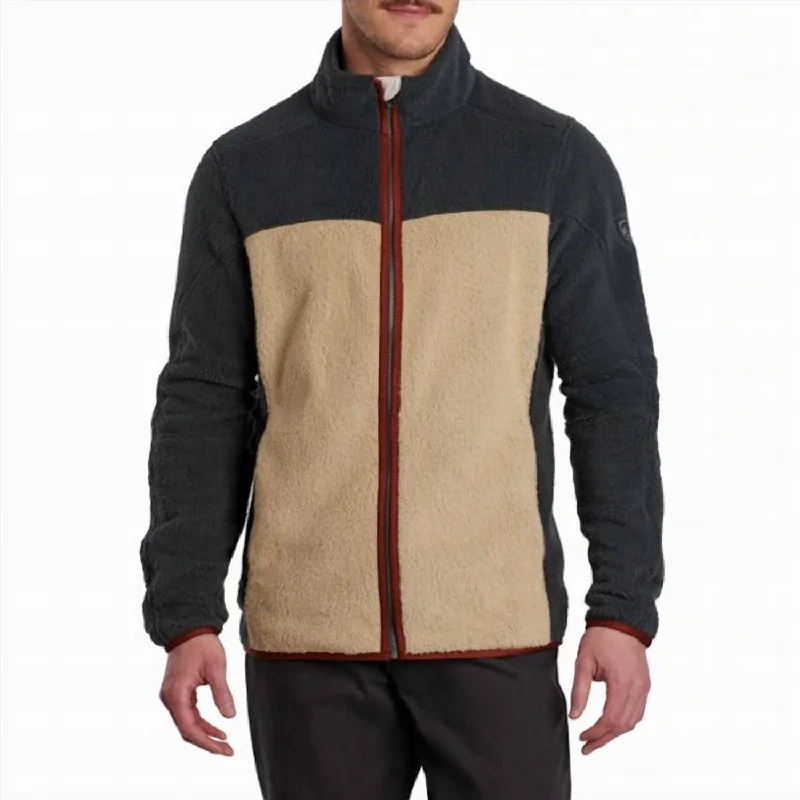 Lightweight men jackets made from recycled nylon for eco - friendly travel Men coats with a contrasting trim for a fashion - forward aesthetic Infiltrator Fleece Jacket In Oatmeal Lightweight men jackets made from recycled nylon for eco - friendly travel Men coats with a contrasting trim for a fashion - forward aesthetic Infiltrator Fleece Jacket In Oatmeal