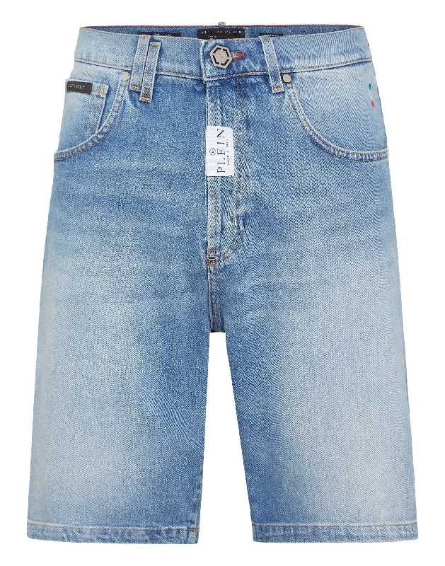 Dark - wash men's denim shorts for a more classic and versatile look Denim Shorts Formentera Fit Dark - wash men's denim shorts for a more classic and versatile look Denim Shorts Formentera Fit