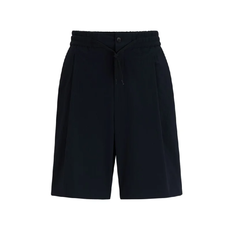 Men's zip - pocket canvas shorts for added functionality during travel Performance-stretch seersucker shorts with drawstring waist Men's zip - pocket canvas shorts for added functionality during travel Performance-stretch seersucker shorts with drawstring waist
