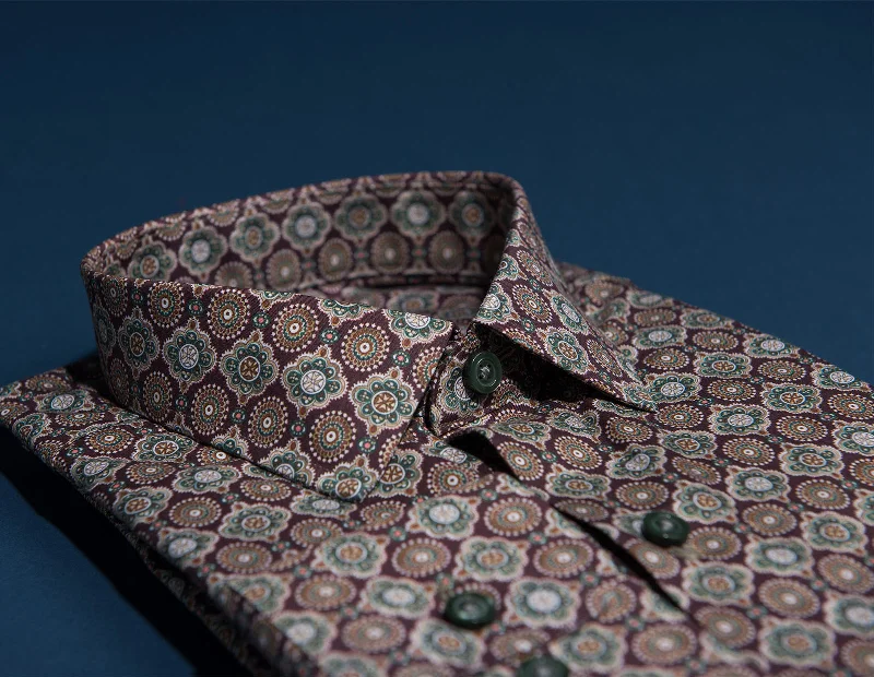 Men's Silk - Finished Dress Shirts in Silver Grey for a Glamorous Evening Look Hickory and Emerald Pendant Print Men's Silk - Finished Dress Shirts in Silver Grey for a Glamorous Evening Look Hickory and Emerald Pendant Print