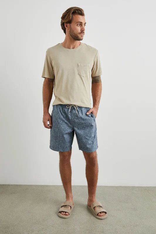 Men's plaid pattern wool blend shorts for a preppy fall style KIAN SWIM SHORT - HAMA WAVE Men's plaid pattern wool blend shorts for a preppy fall style KIAN SWIM SHORT - HAMA WAVE