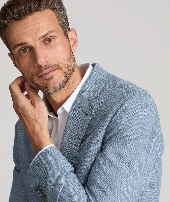 Men's wide - leg linen blend shorts for a relaxed beachside vibe     Italian Wool Seersucker Lane Sport Coat