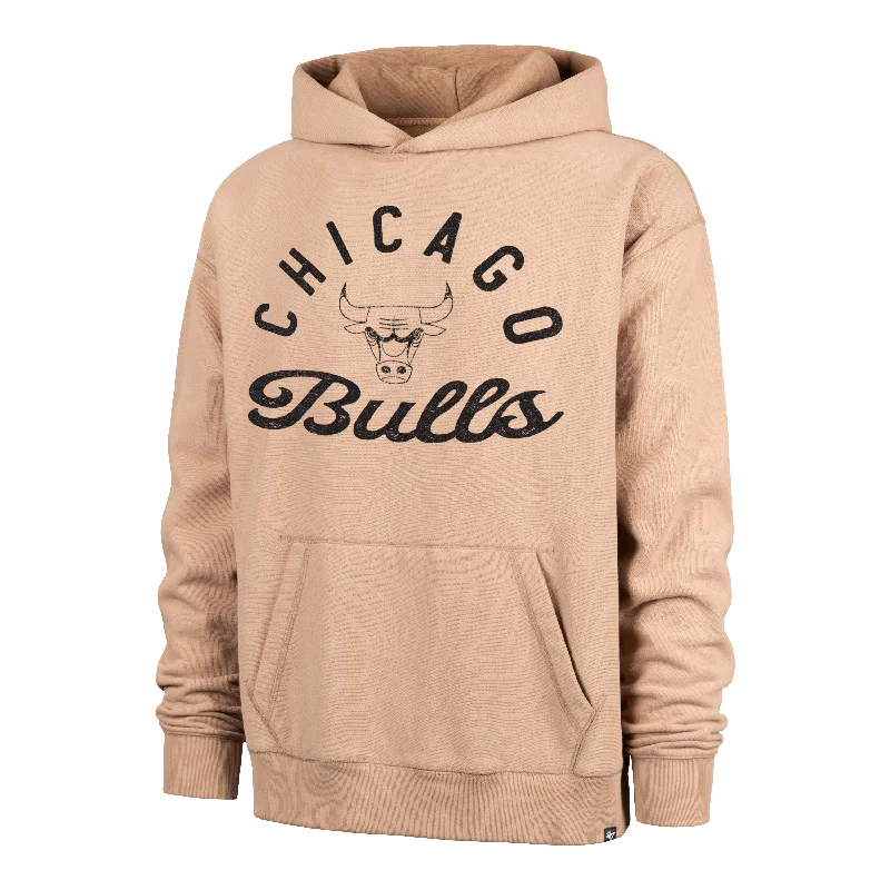 Retro - inspired men hoodie with a varsity logo CHICAGO BULLS DUSTED BOWLINE '47 FOUNDATION RIVER HOODIE Retro - inspired men hoodie with a varsity logo CHICAGO BULLS DUSTED BOWLINE '47 FOUNDATION RIVER HOODIE