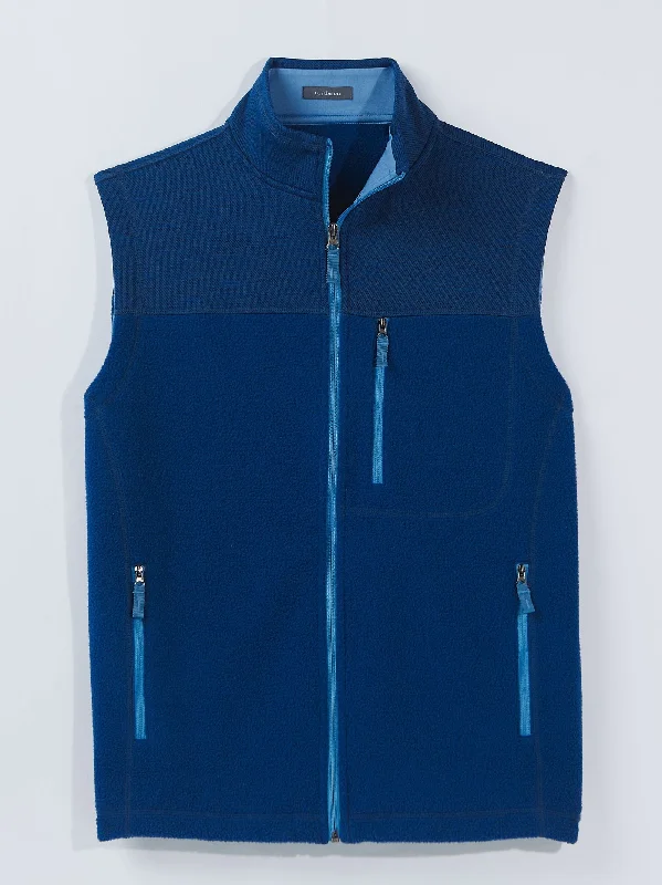 Men coats with a water - resistant finish for light rain and splashes Steele Full Zip Vest Men coats with a water - resistant finish for light rain and splashes Steele Full Zip Vest