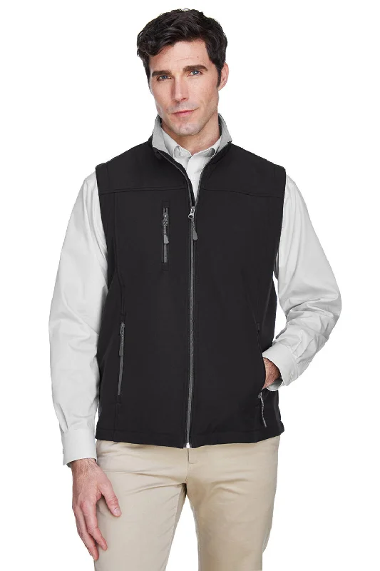 Men's Camouflage - Print Vest in Green for Hunting and Outdoor Adventures Devon & Jones Mens Wind & Water Resistant Full Zip Vest - Black Men's Camouflage - Print Vest in Green for Hunting and Outdoor Adventures Devon & Jones Mens Wind & Water Resistant Full Zip Vest - Black