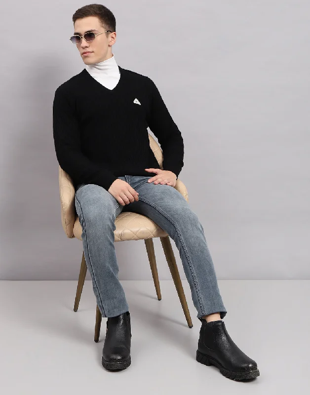  Men Black Self Design V Neck Full Sleeve Pullover