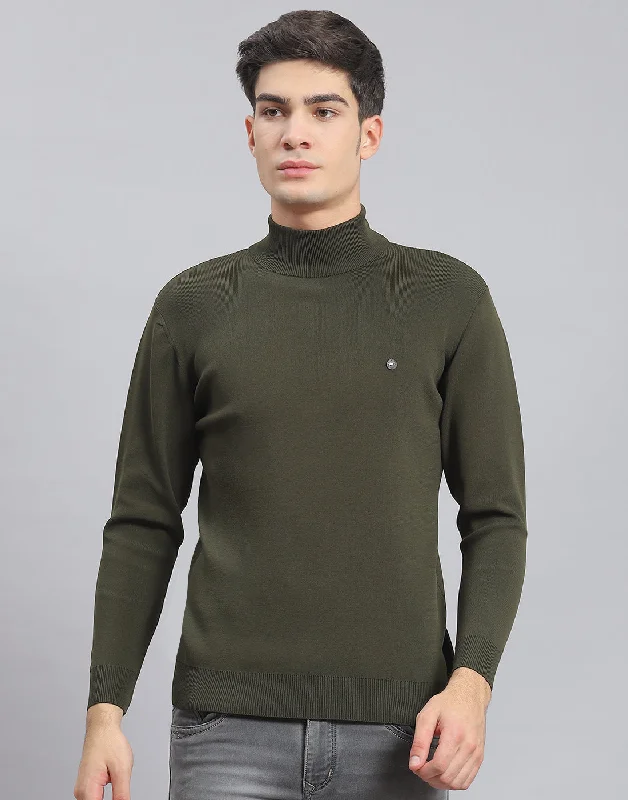  Men Olive Solid T Neck Full Sleeve Sweater