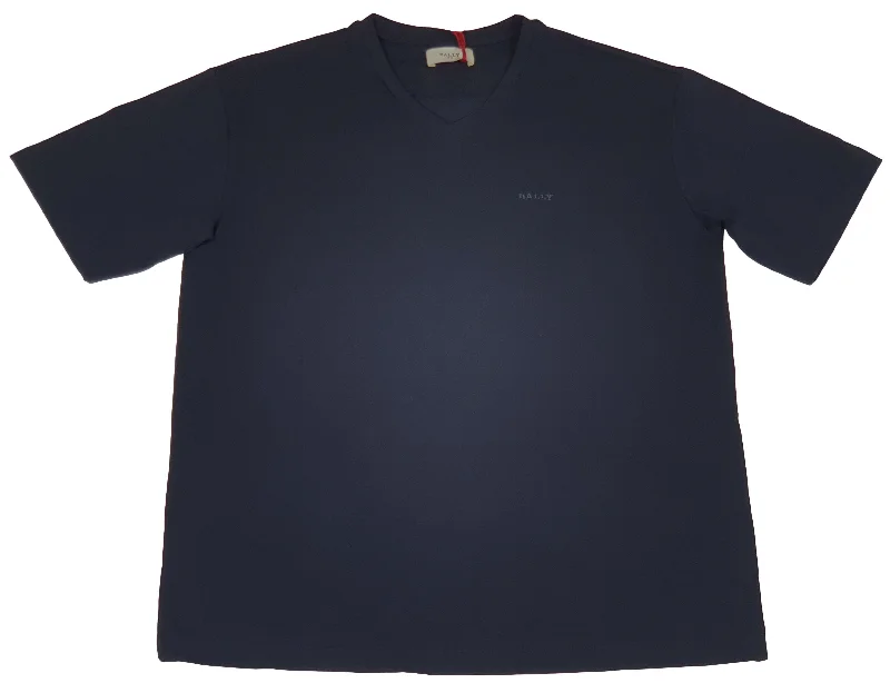 Men's long - sleeve henley t - shirts with button - down placketsBally 6301168 Men's Navy Blue Cotton V-Neck Logo T-Shirt Men's long - sleeve henley t - shirts with button - down placketsBally 6301168 Men's Navy Blue Cotton V-Neck Logo T-Shirt