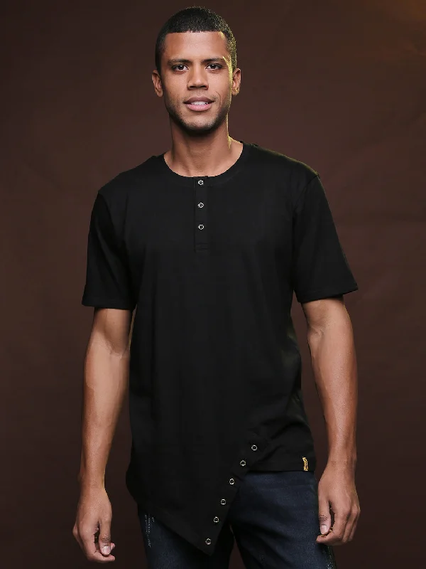 Men's long - sleeve henley t - shirts with button - down placketsCampus Sutra Self Design Men Round Neck Black Stylish Casual T-Shirt Men's long - sleeve henley t - shirts with button - down placketsCampus Sutra Self Design Men Round Neck Black Stylish Casual T-Shirt