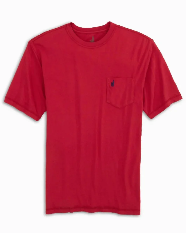 Men's distressed denim - look t - shirts with a rugged appealDale T-Shirt In Crimson