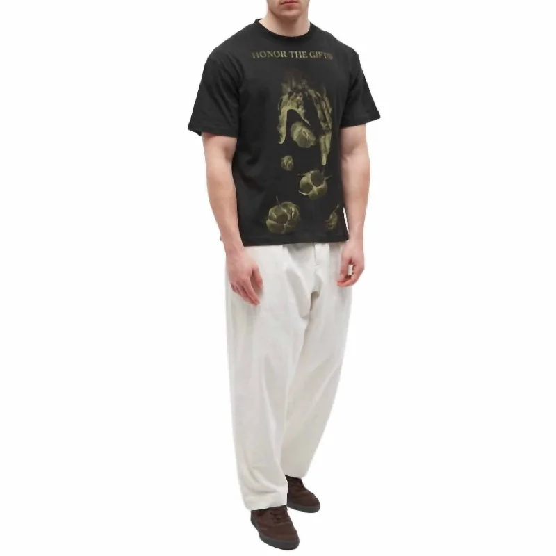 Men's organic cotton crew - neck t - shirts for everyday comfortField Hand T Shirt In Black