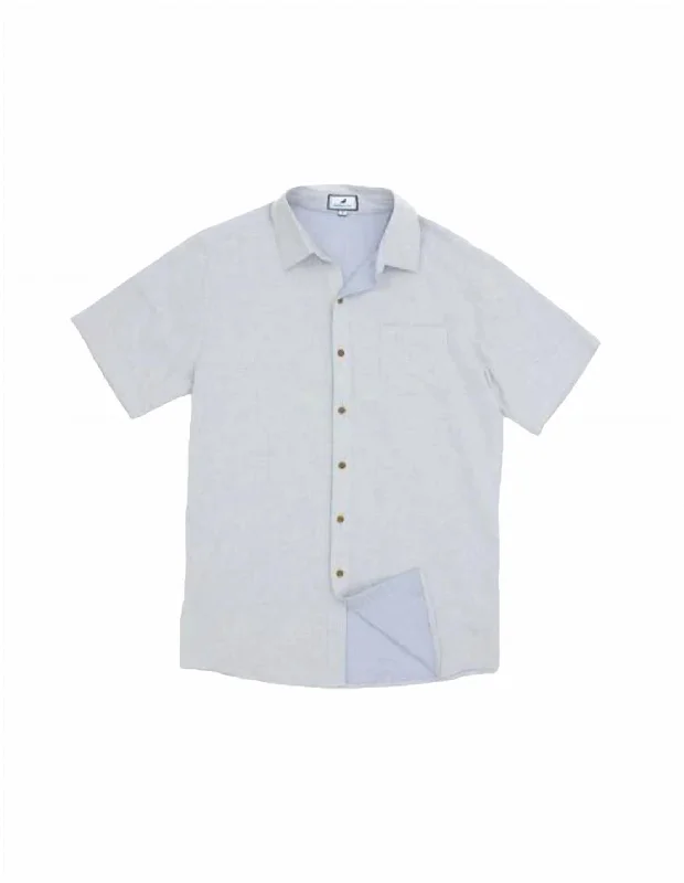Men's ribbed t - shirts with a textured finish for added styleMen's Breeze Short Sleeve Button Down Shirt In Chambray Men's ribbed t - shirts with a textured finish for added styleMen's Breeze Short Sleeve Button Down Shirt In Chambray