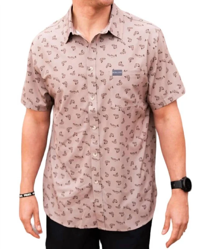 Men's polo t - shirts with a contrast collar for a preppy lookPerformance Button Up Shirt In All Over Fish
