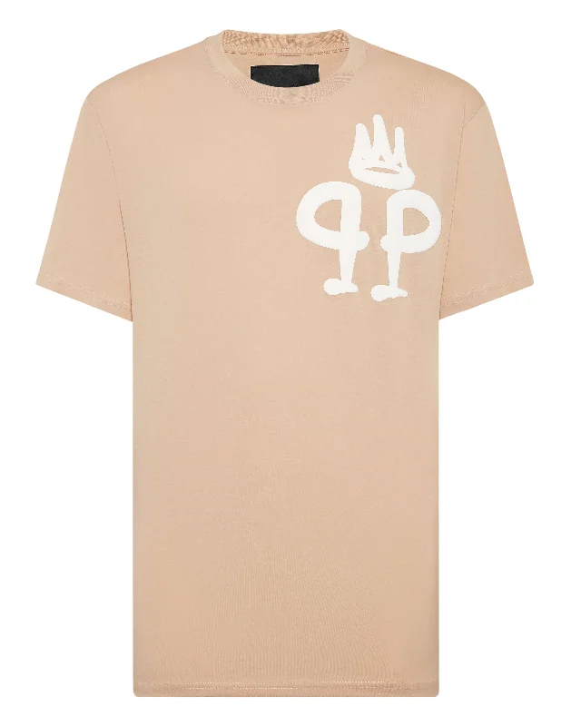 Men's slim - fit graphic t - shirts with vintage rock band printsT-shirt Round Neck SS King Plein Men's slim - fit graphic t - shirts with vintage rock band printsT-shirt Round Neck SS King Plein